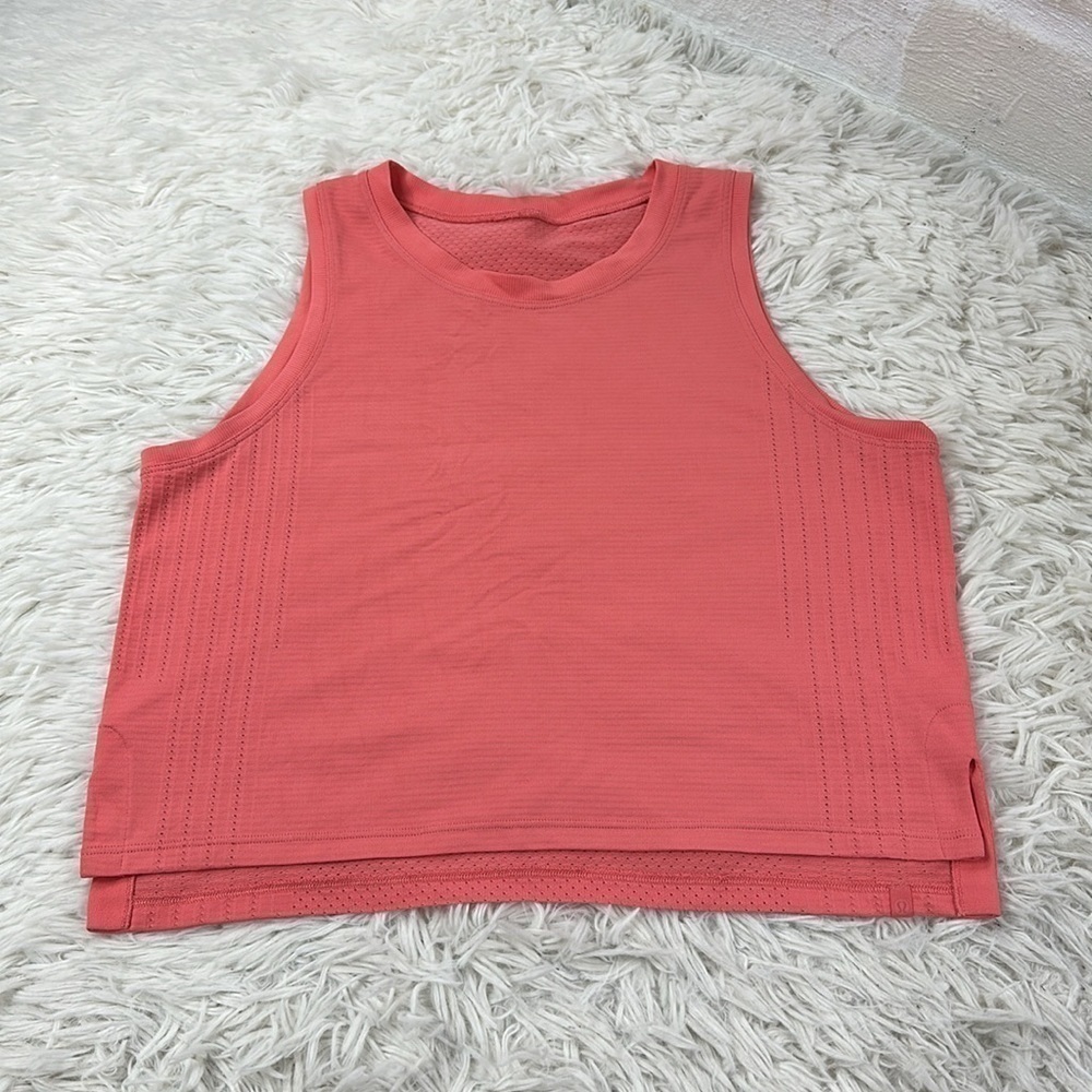 Lululemon Train to Be Tank Top Raspberry Cream / Raspberry Cream